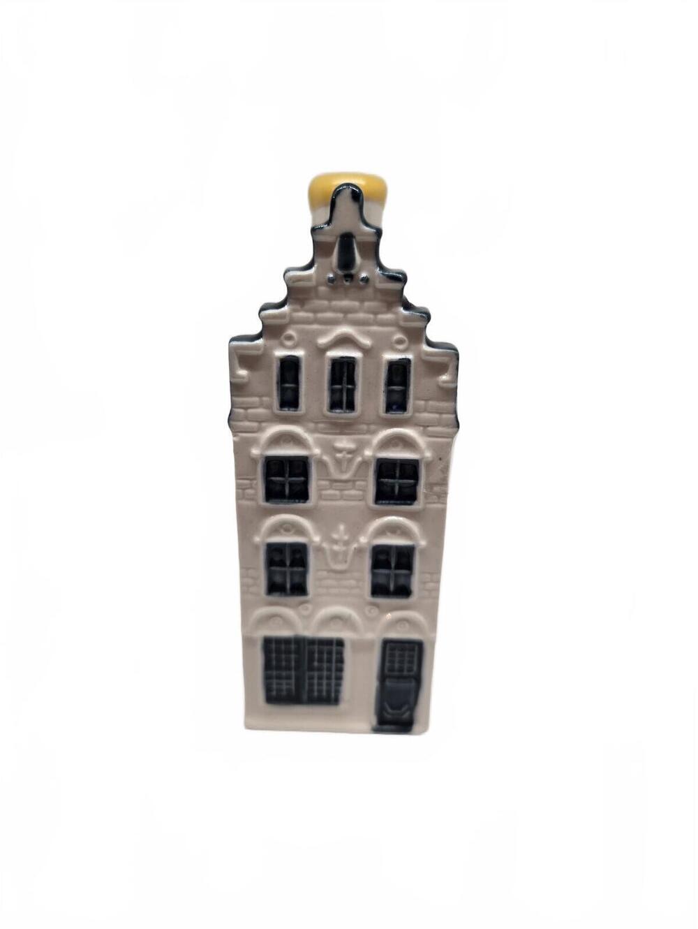 #32 KLM Blue Delft House by BOLS Royal Distilleries Holland